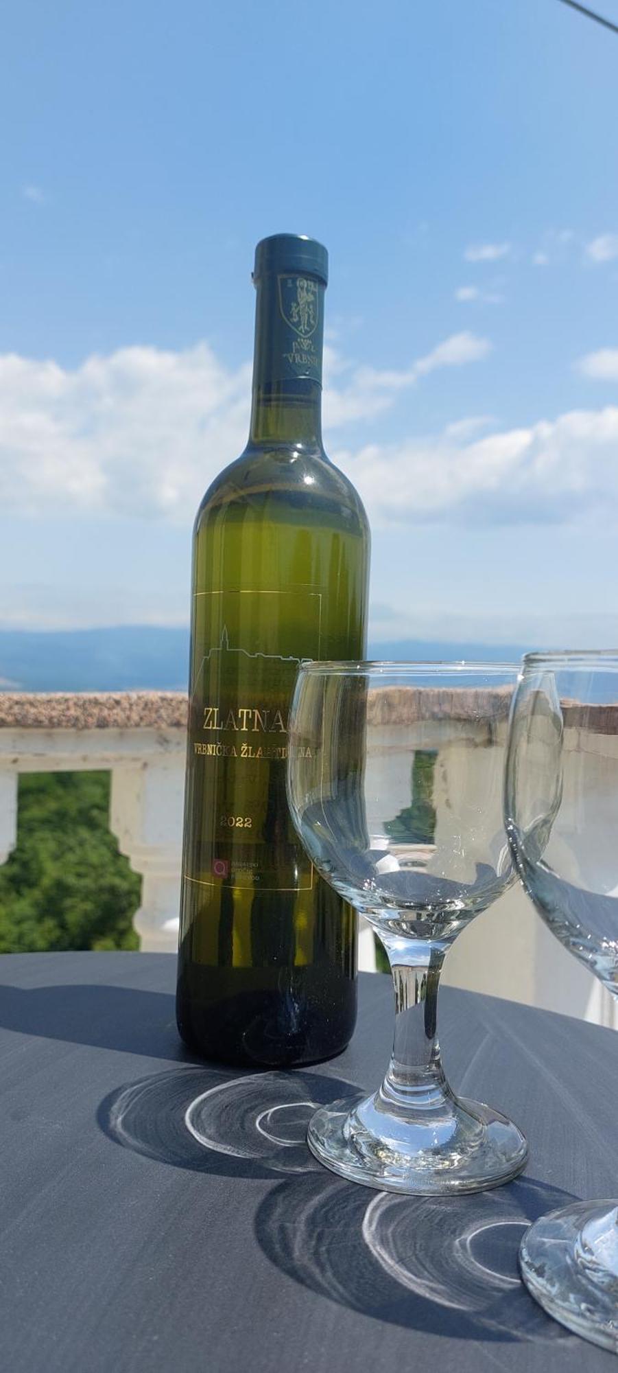 Hilltop Villa Risika Εξωτερικό φωτογραφία